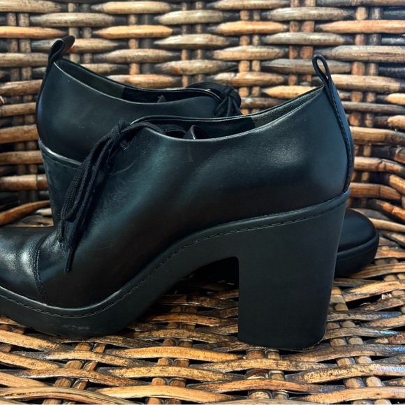 Alexander Wang Black Chunky Heel Lace-Up Shoes in size 9.5/40. Great condition - Picture 3 of 12
